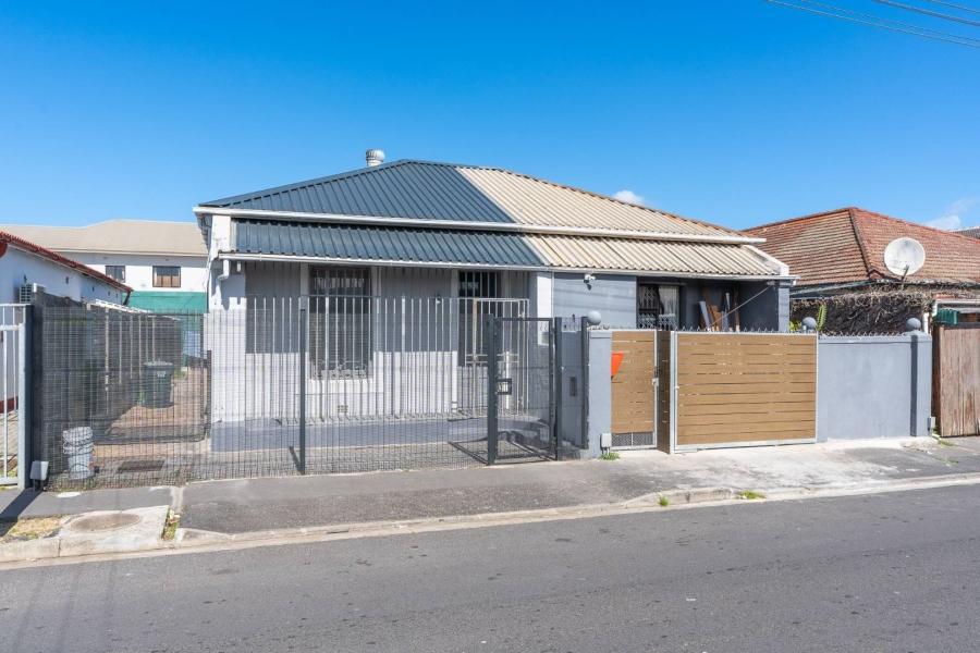 2 Bedroom Property for Sale in Brooklyn Western Cape